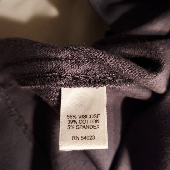 EUC Banana Republic stretch skirt, grey, size 4 - Picture 6 of 7